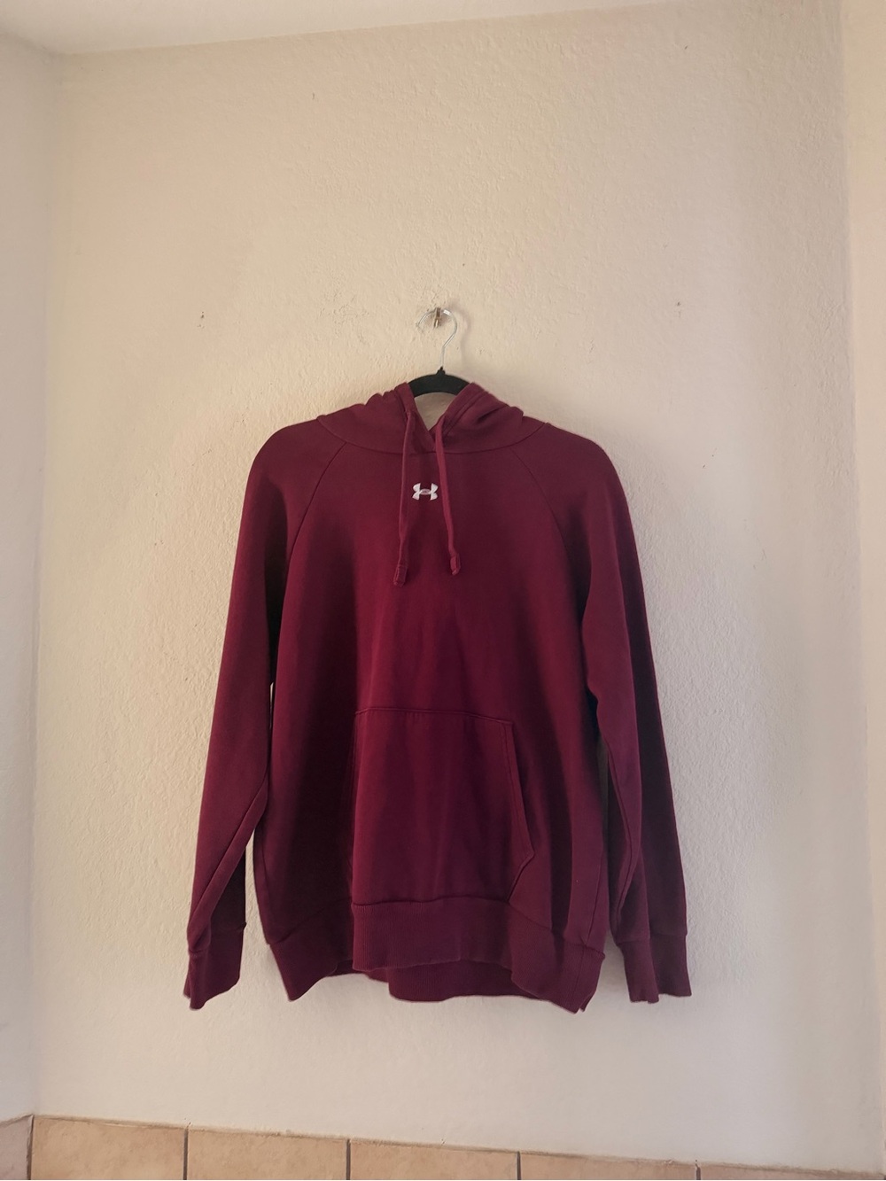 Under Armour Men's Maroon Pullover Hoodie M